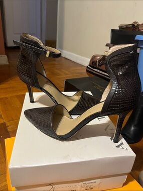 Like New Ann Taylor Katia Croc-Embossed Ankle-Strap Stiletto Pumps
